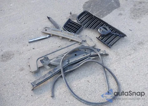 2017 Volvo Xc90 T6 Momentum из США, поврежденный, VIN YV4A22PK3H1181969